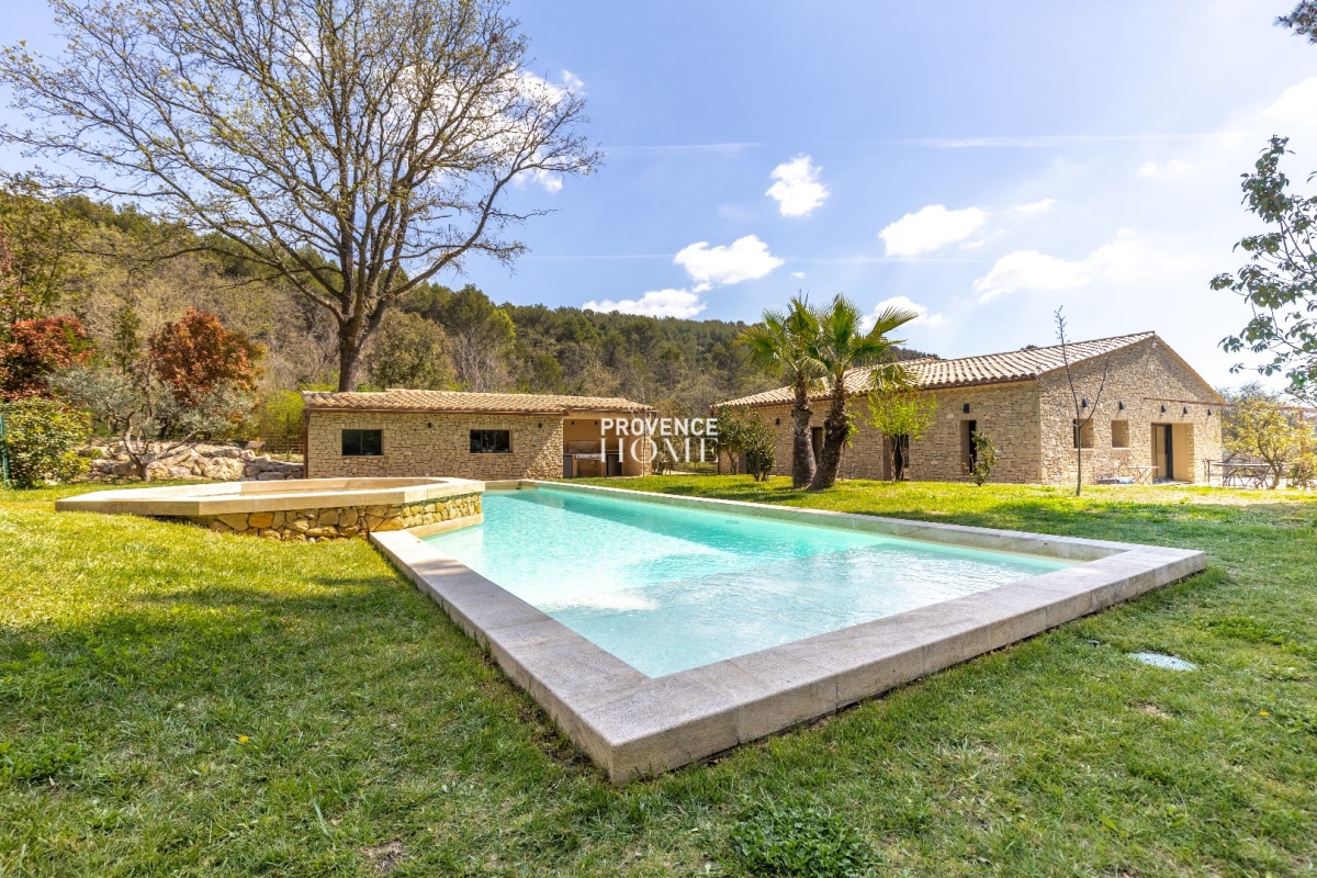 Maison de luxe à vendre à Saumane-de-Vaucluse, 1 495 000 €, Photo 1