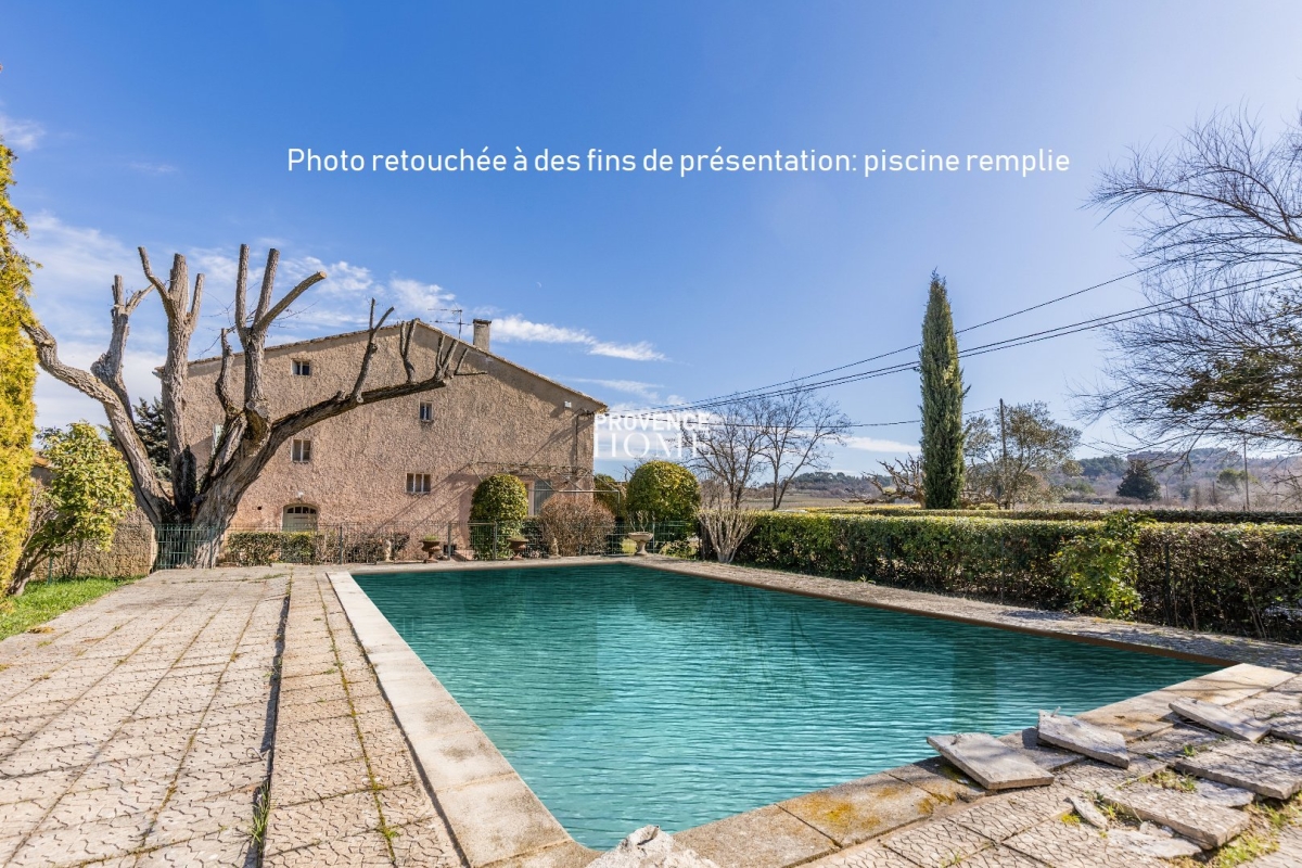 Maison de luxe à vendre à Roussillon, 575 000 €, Photo 1