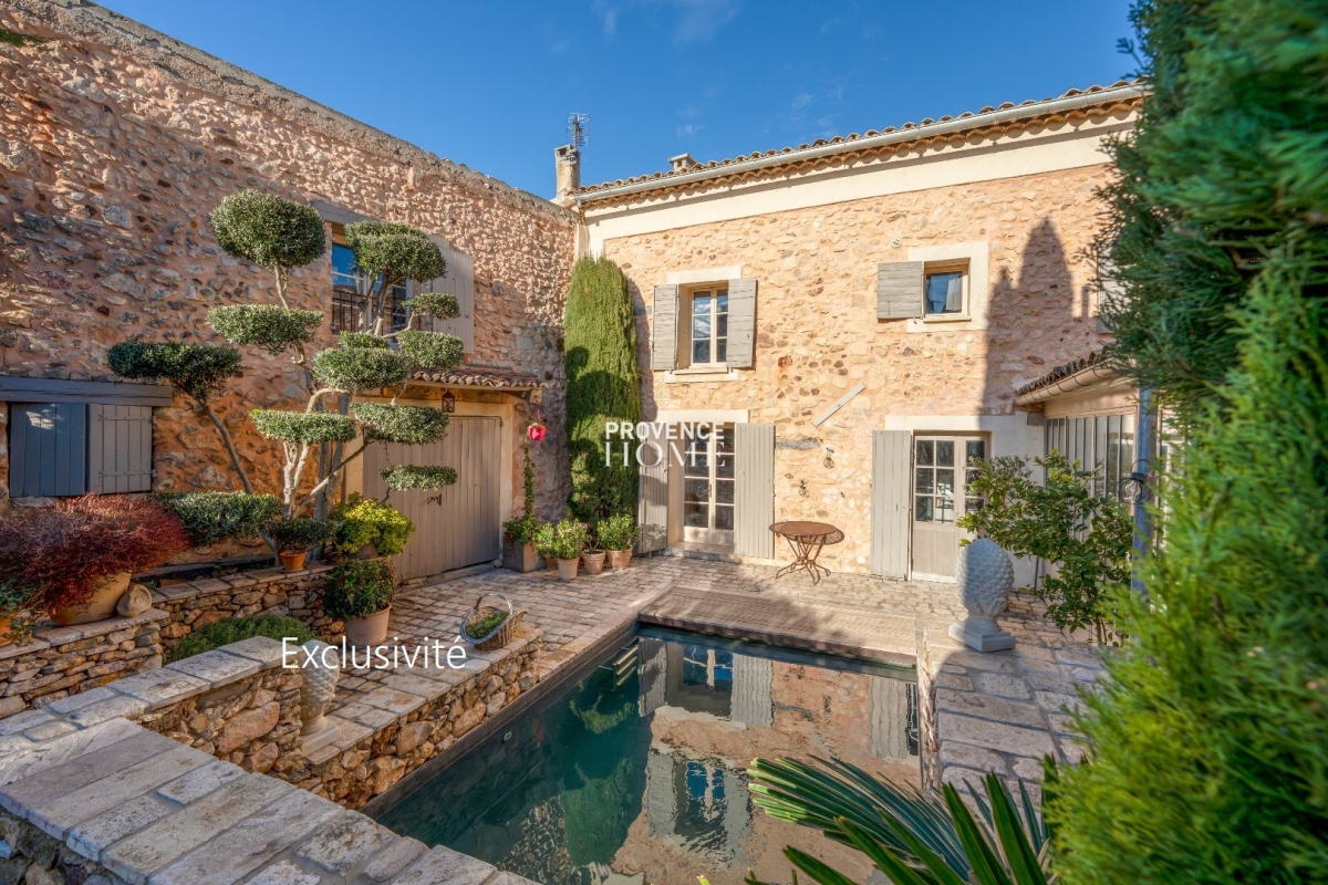 Maison de luxe à vendre à Gargas, 780 000 €, Photo 1