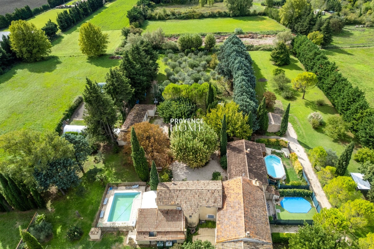 Luxury House for sale in Monteux, 1 998 000 €, Photo 1