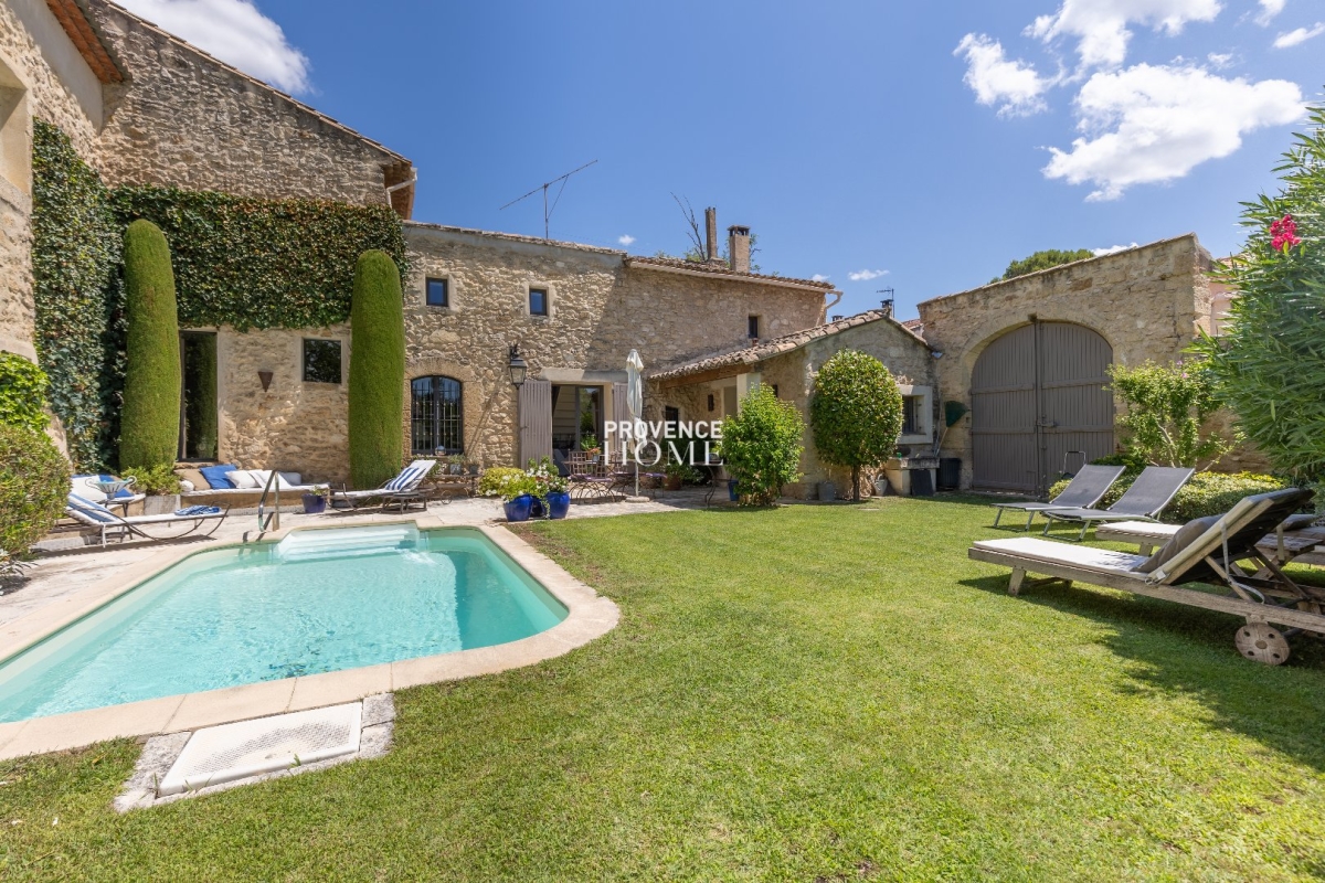 Luxury House for sale in Taillades, 725 000 €, Photo 1