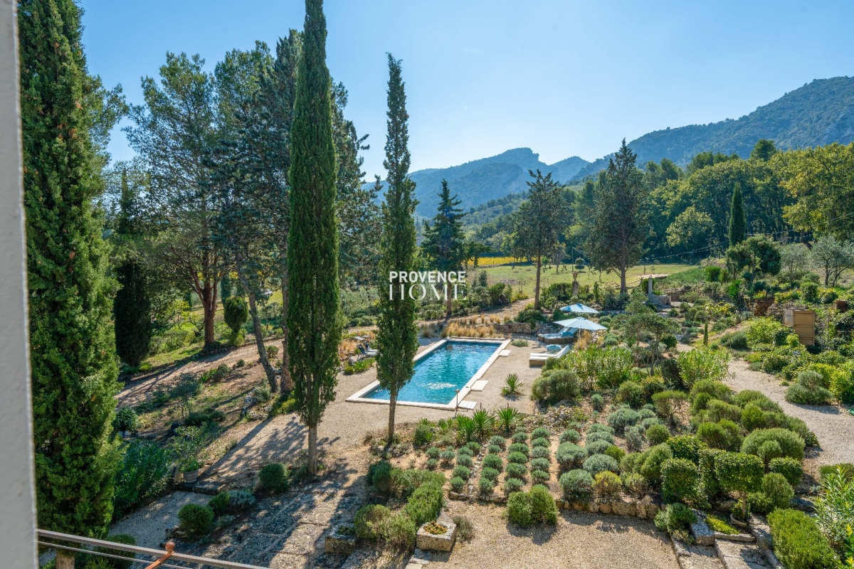 Luxury House for sale in Oppède, 1 470 000 €, Photo 2