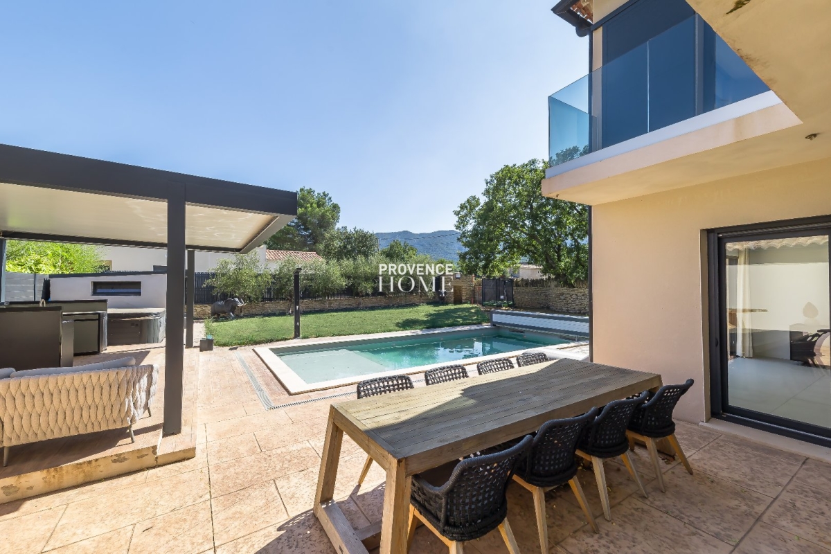 Maison de luxe à vendre à Oppède, 698 000 €, Photo 2