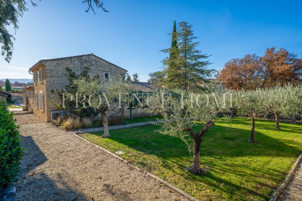 Maison de luxe à vendre à Gordes, 1 320 000 €, Photo 2