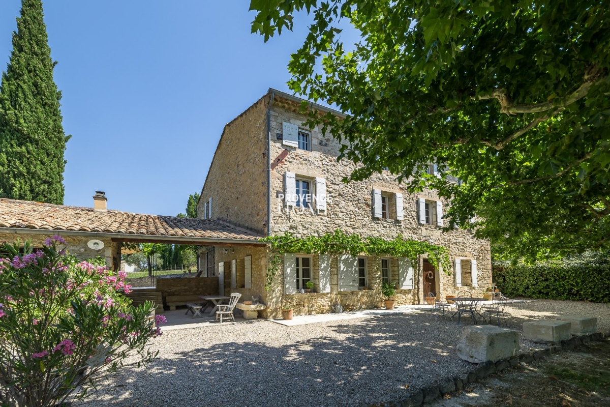 Maison de luxe à vendre à Roussillon, 1 595 000 €, Photo 2