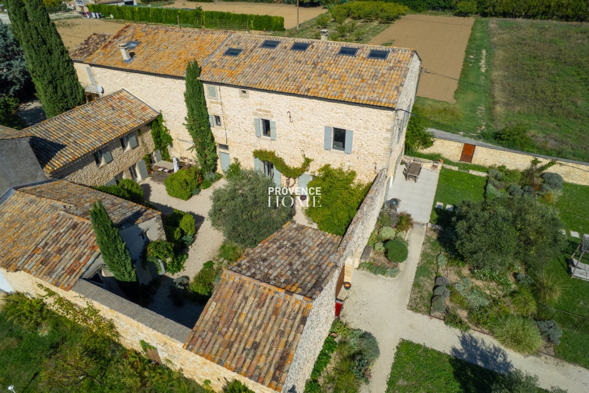 Maison de luxe à vendre à Robion, 1 278 000 €, Photo 2