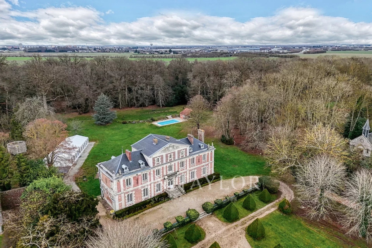 Maison de luxe à vendre à Évreux, 2 750 000 €, Photo 2