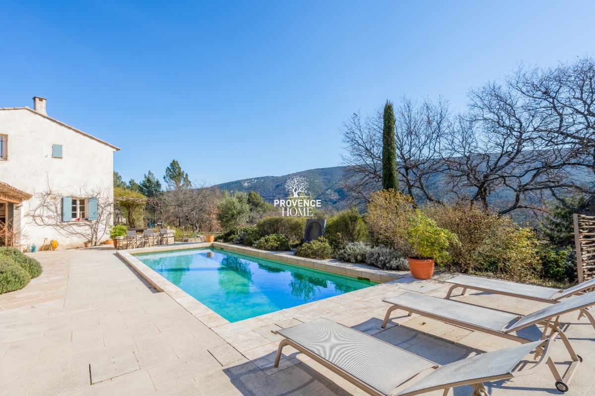 Maison de luxe à vendre à Lacoste, 1 380 000 €, Photo 3