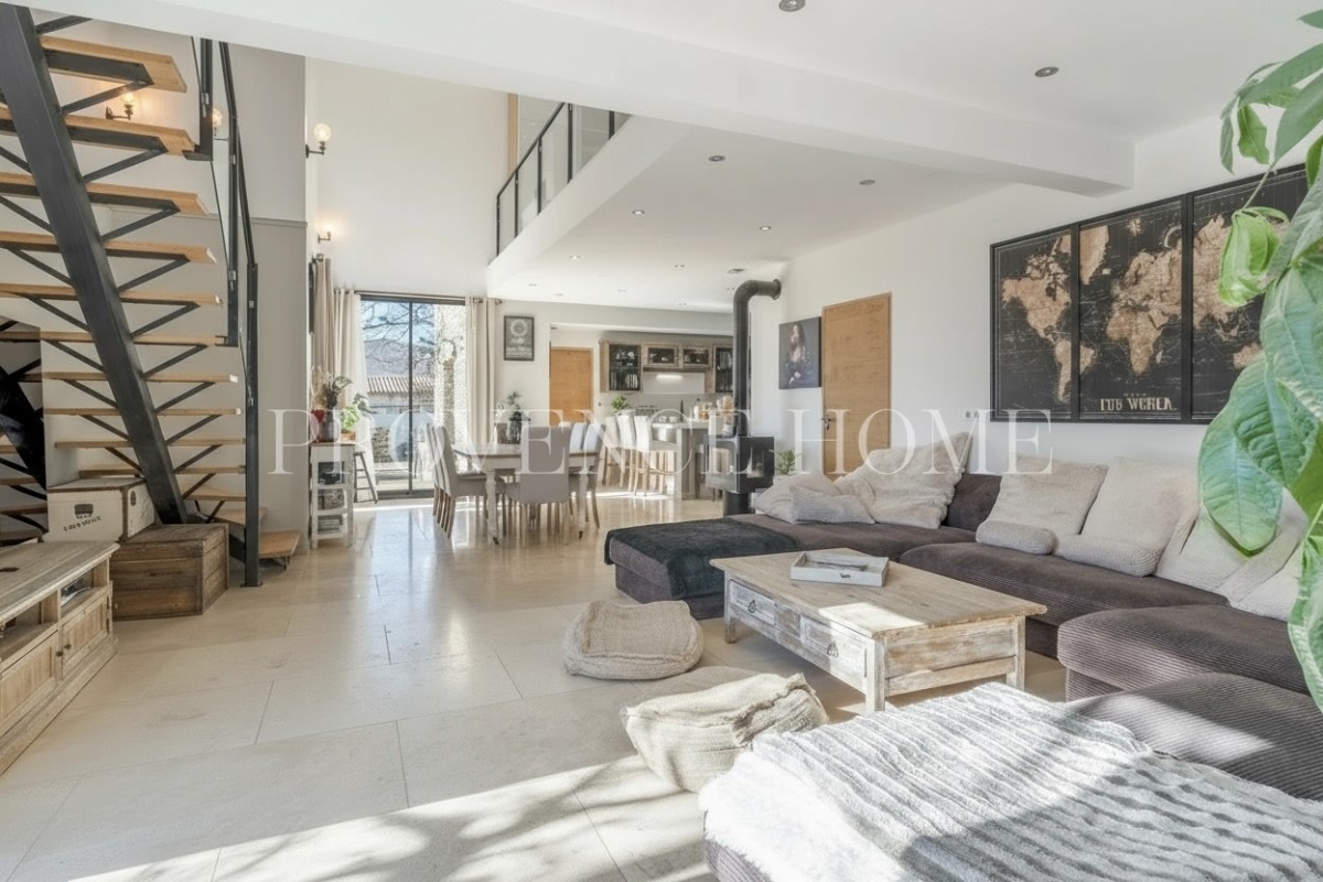 Luxury House for sale in Gordes, 1 195 000 €, Photo 3