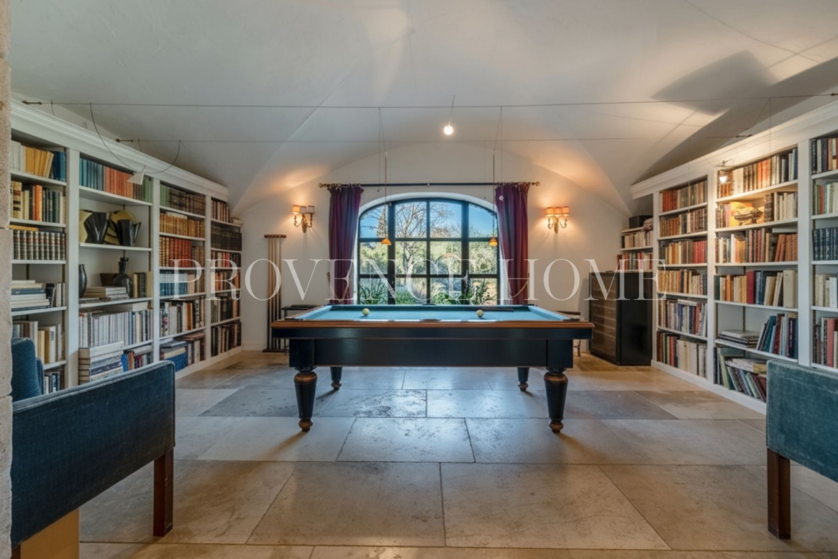 Luxury House for sale in Gordes, 1 700 000 €, Photo 4