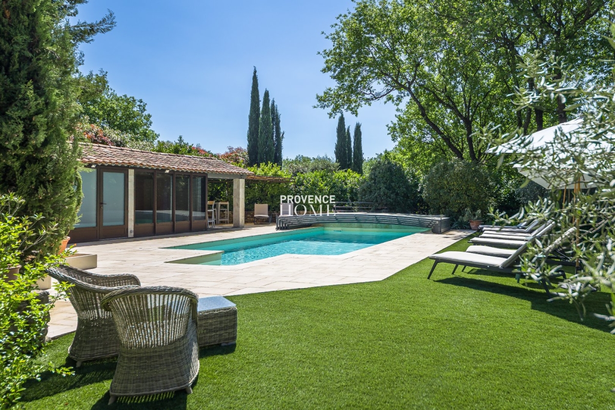 Luxury House for sale in Gordes, 1 780 000 €, Photo 4