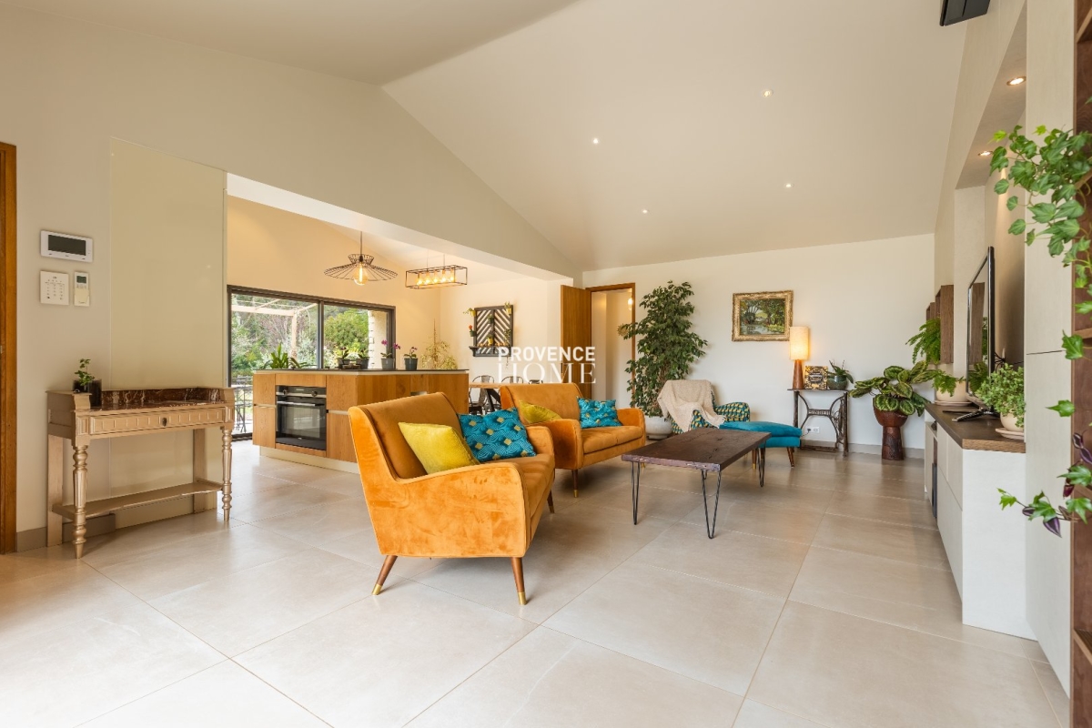 Maison de luxe à vendre à Saumane-de-Vaucluse, 1 295 000 €, Photo 4