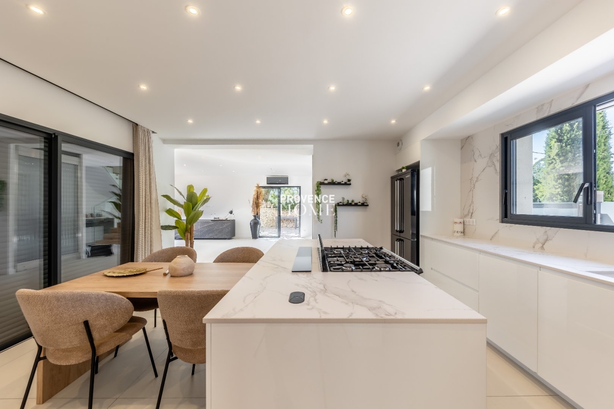 Maison de luxe à vendre à Oppède, 698 000 €, Photo 4