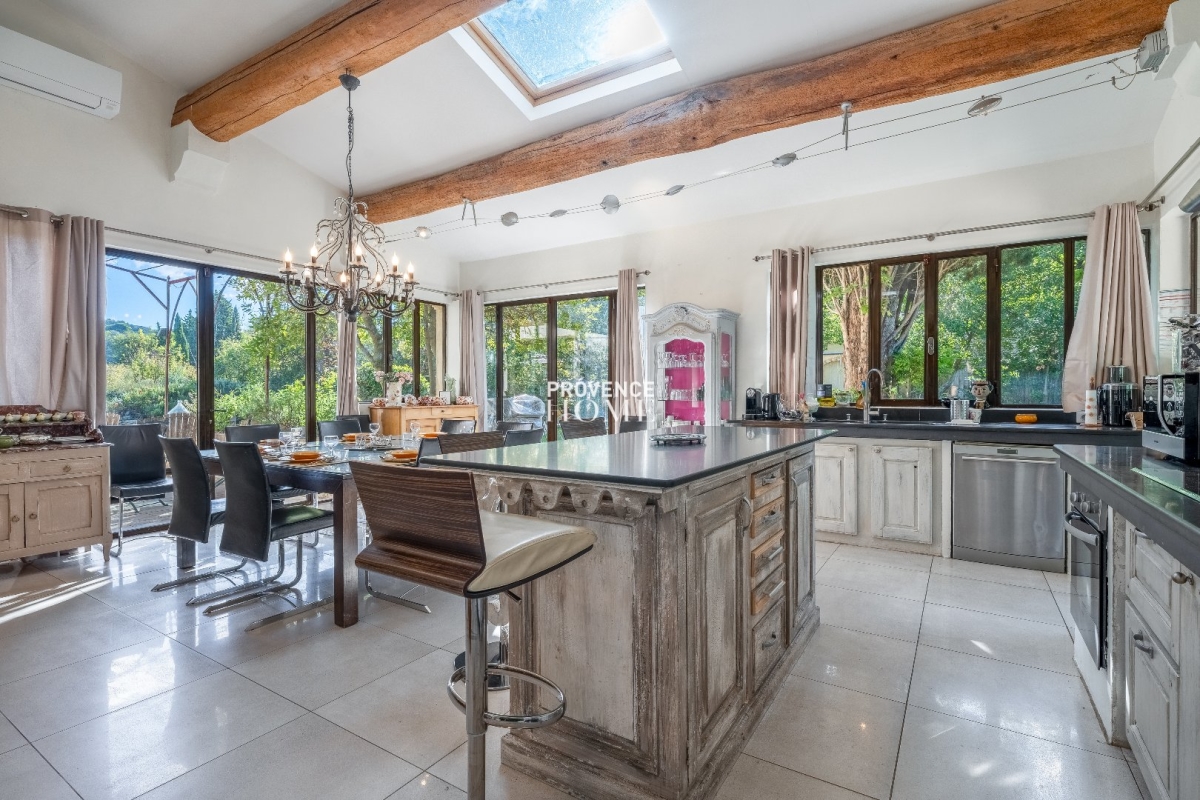 Maison de luxe à vendre à Lagnes, 1 490 000 €, Photo 4