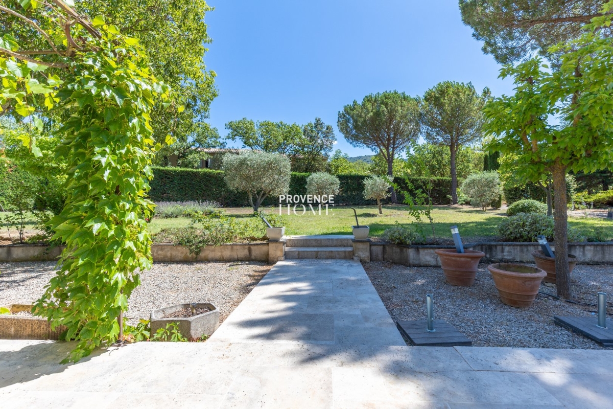 Luxury House for sale in Ménerbes, 750 000 €, Photo 4