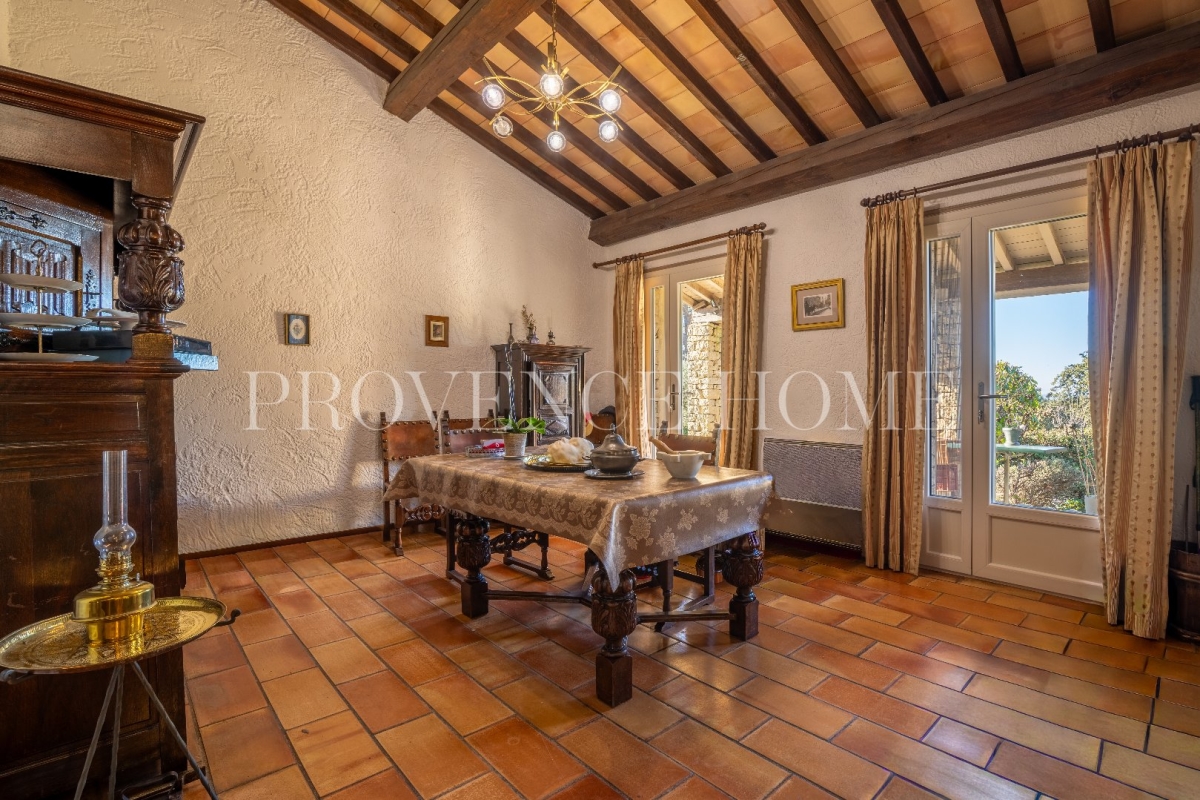 Luxury House for sale in Gordes, 960 000 €, Photo 4