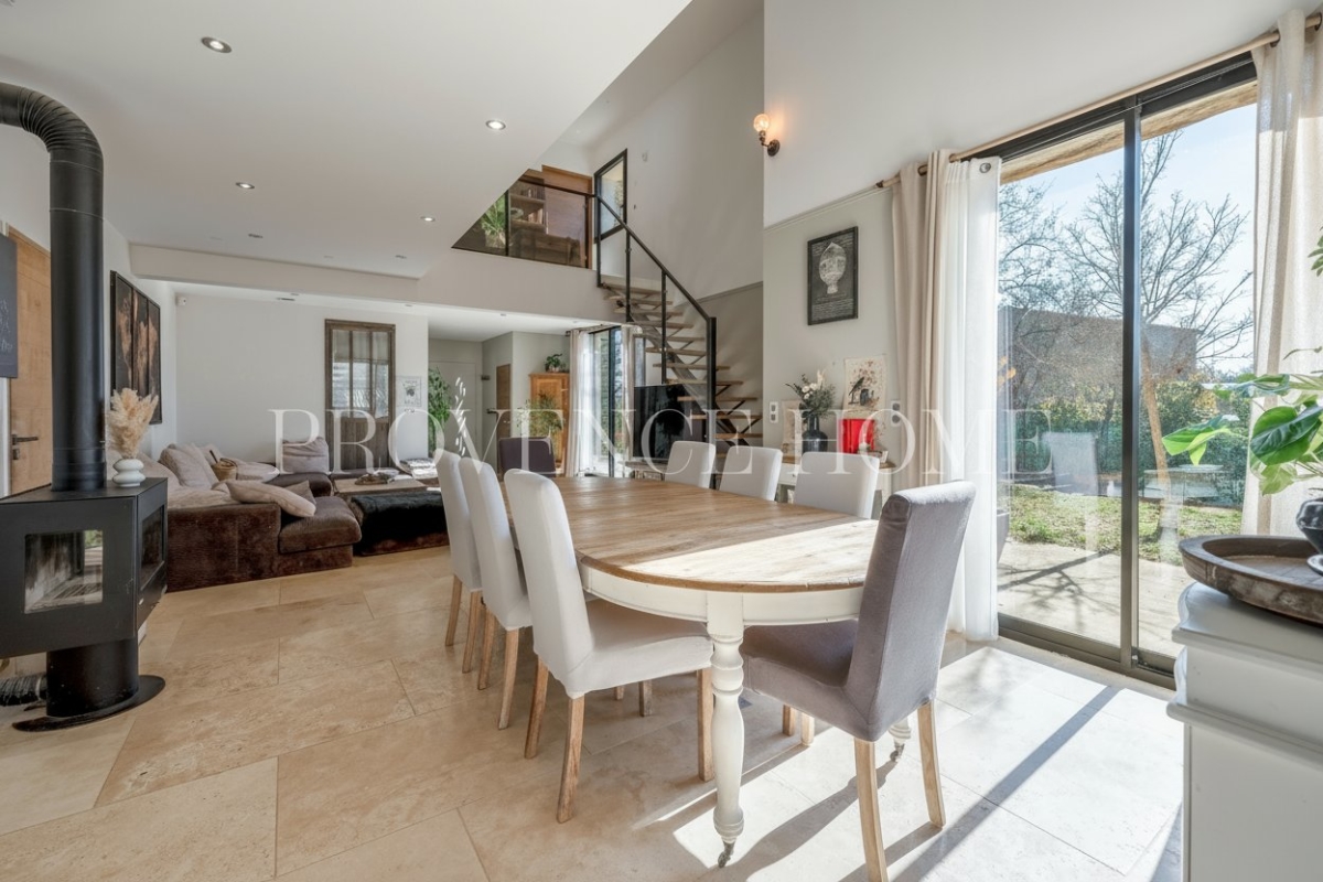 Luxury House for sale in Gordes, 1 195 000 €, Photo 4