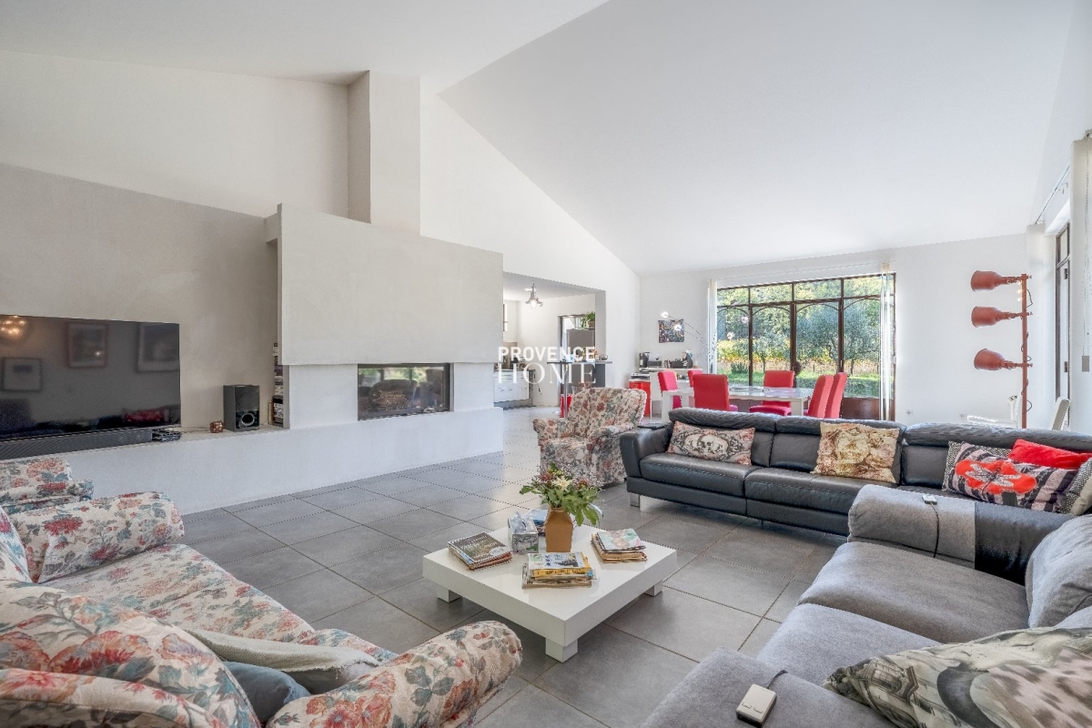 Luxury House for sale in Oppède, 975 000 €, Photo 5