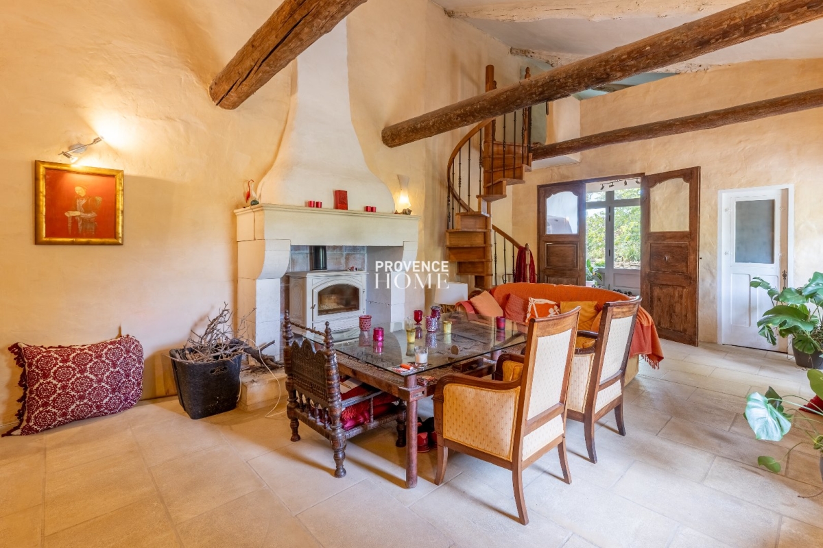 Luxury House for sale in Saumane-de-Vaucluse, 1 780 000 €, Photo 5