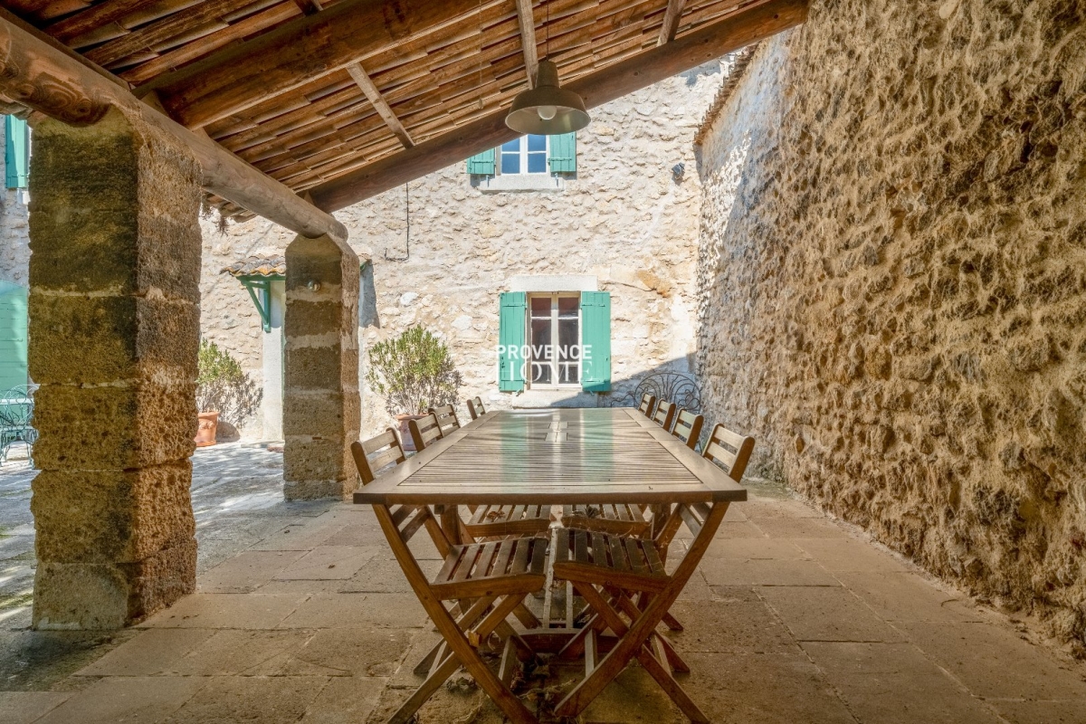 Maison de luxe à vendre à Robion, 680 000 €, Photo 5