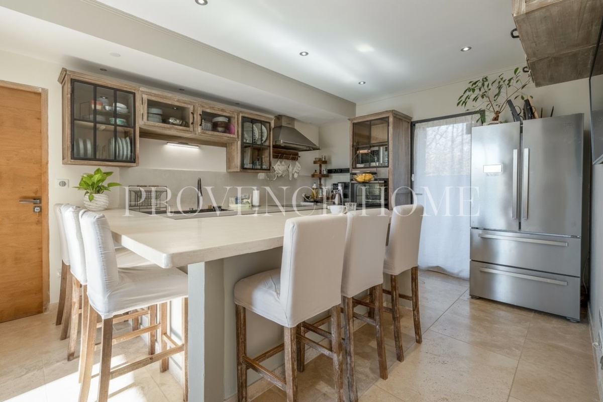 Luxury House for sale in Gordes, 1 195 000 €, Photo 5