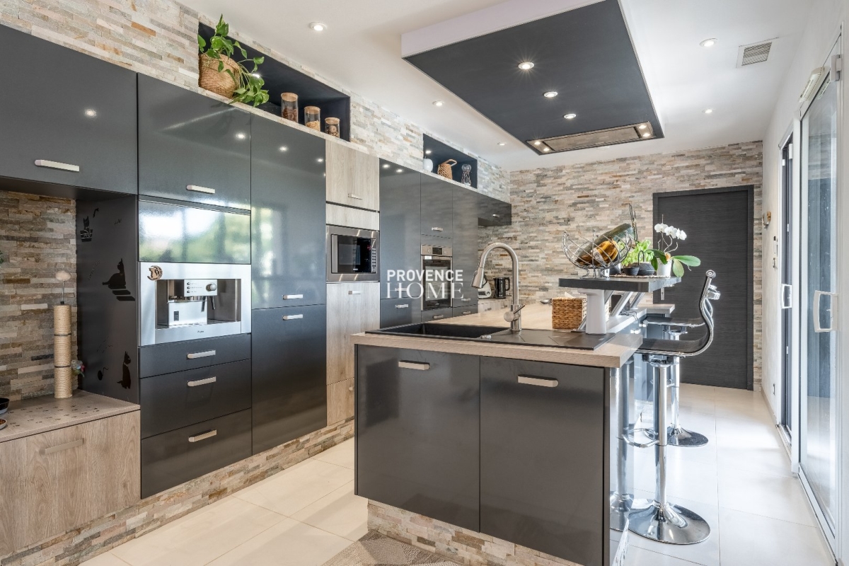 Maison de luxe à vendre à L Isle-sur-La-Sorgue, 950 000 €, Photo 6