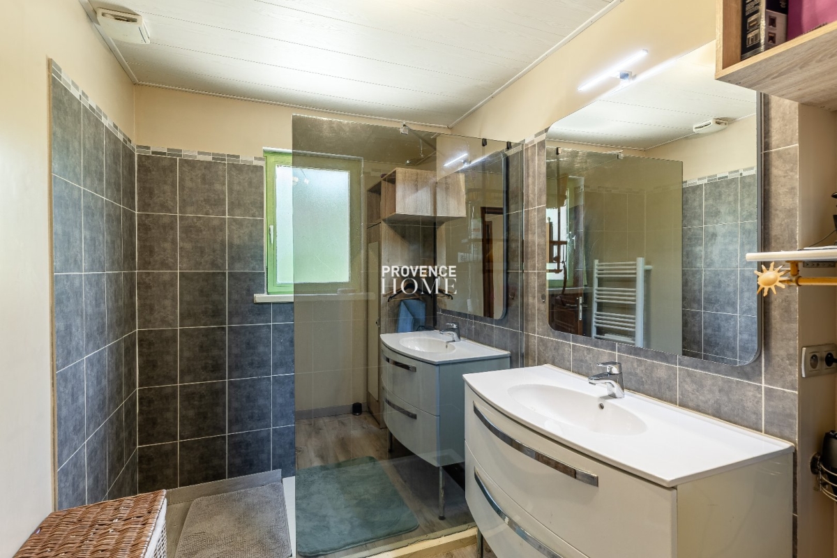 Maison de luxe à vendre à Lacoste, 490 000 €, Photo 6
