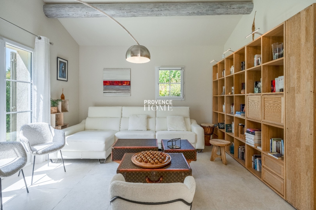 Luxury House for sale in Saumane-de-Vaucluse, 1 070 000 €, Photo 7