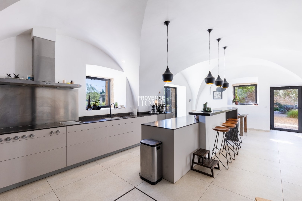 Maison de luxe à vendre à Robion, 1 278 000 €, Photo 7