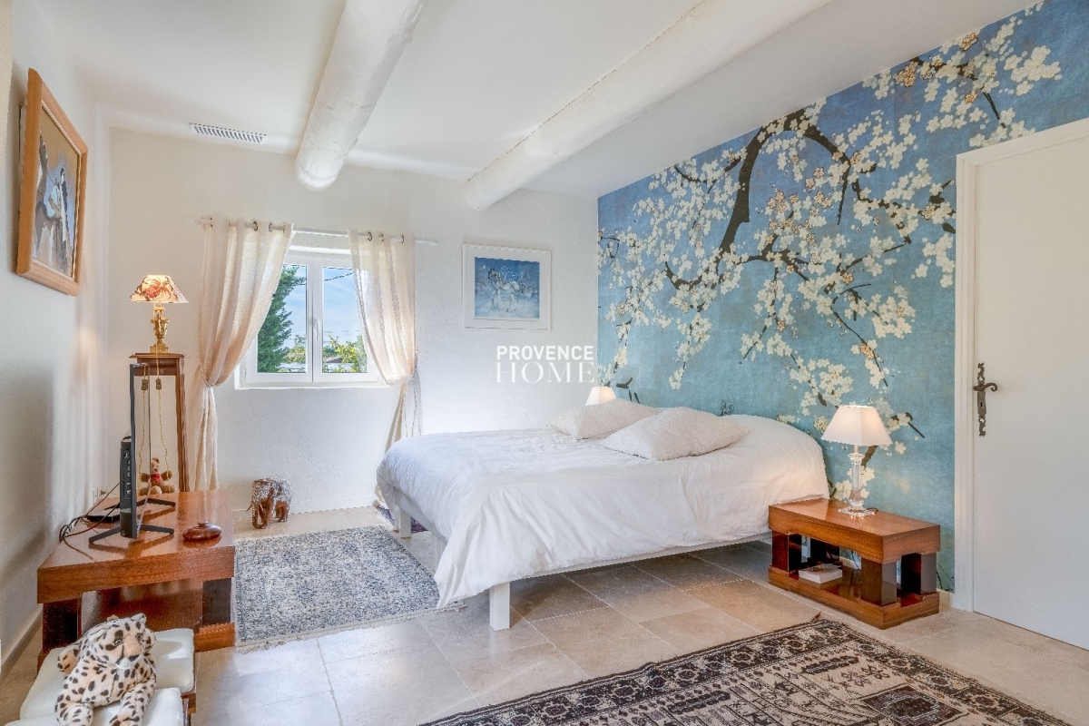 Maison de luxe à vendre à Lagnes, 1 290 000 €, Photo 7