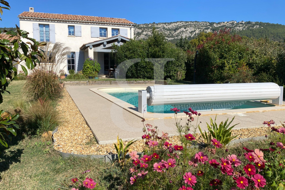 Maison de luxe à vendre à Beaumes-de-Venise, 555 000 €, Photo 1