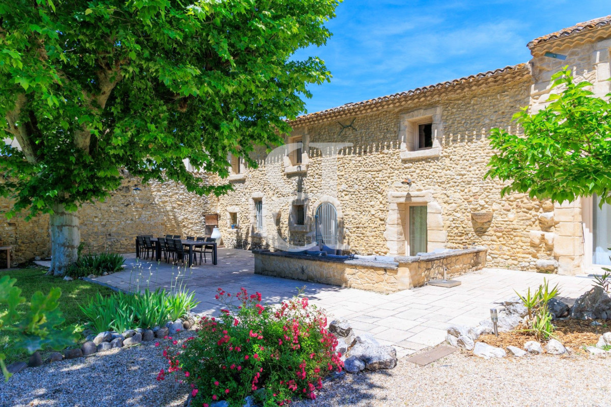 Maison de luxe à vendre à L Isle-sur-La-Sorgue, 1 295 000 €, Photo 1