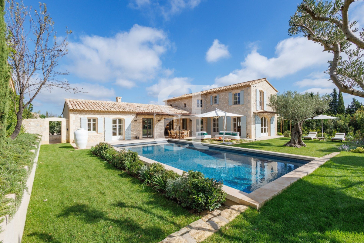 Luxury House for sale in Eygalières, 3 990 000 €, Photo 1