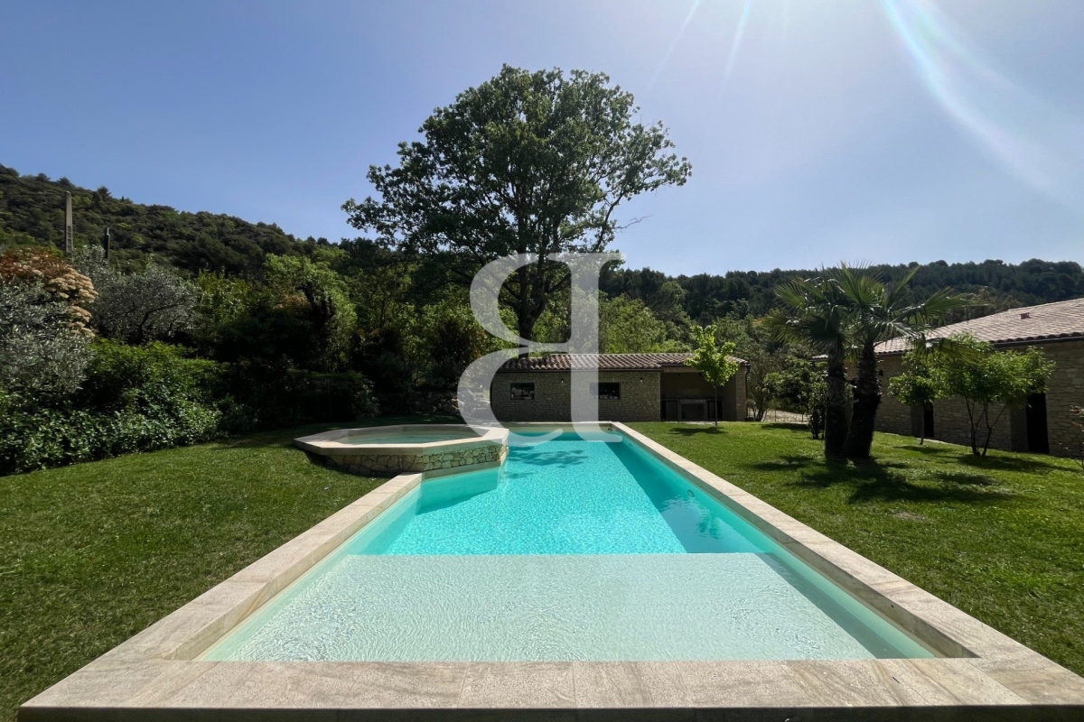 Maison de luxe à vendre à L Isle-sur-La-Sorgue, 1 295 000 €, Photo 1