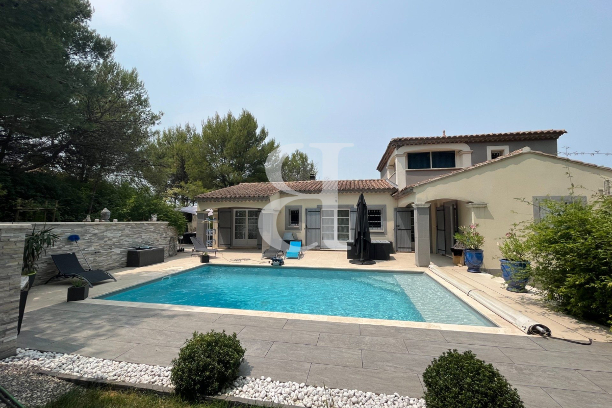 Maison de luxe à vendre à Pernes-les-Fontaines, 895 000 €, Photo 1