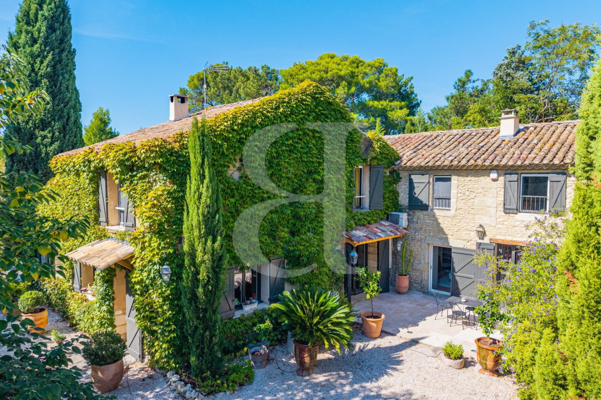 Luxury House for sale in Aramon, 995 000 €, Photo 1