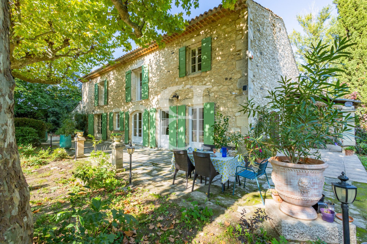 Maison de luxe à vendre à Eygalières, 1 410 000 €, Photo 1