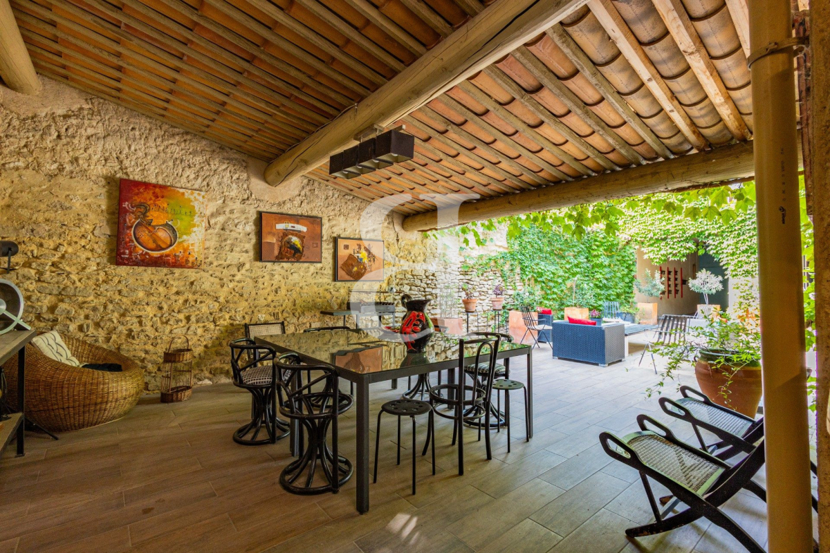 Luxury House for sale in L Isle-sur-La-Sorgue, 850 000 €, Photo 2