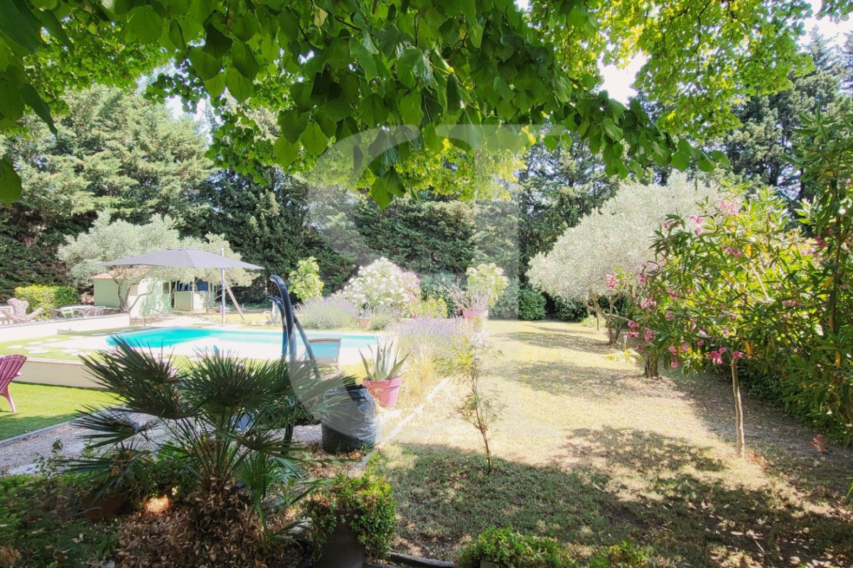 Maison de luxe à vendre à Carpentras, 699 000 €, Photo 2