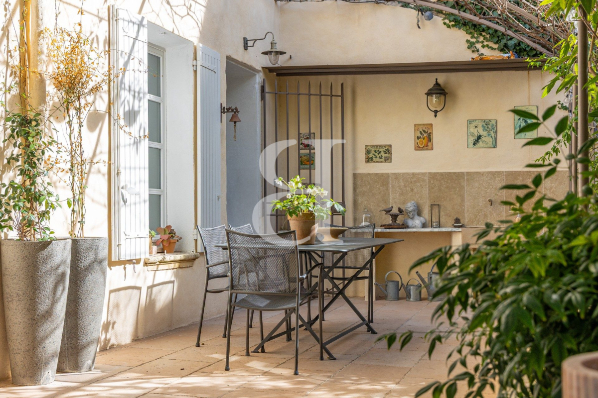 Maison de luxe à vendre à Vaison-la-Romaine, 795 000 €, Photo 2