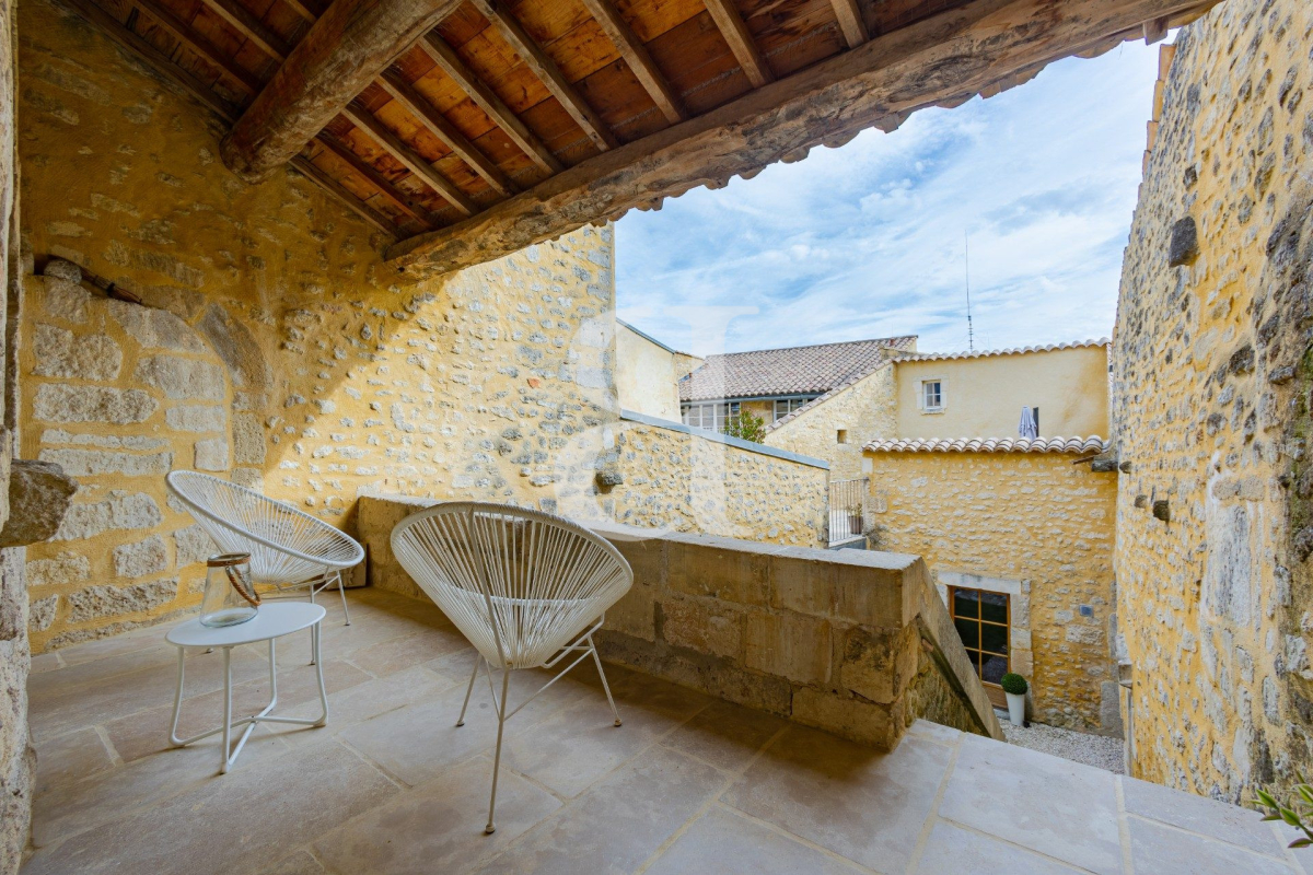 Luxury House for sale in Grignan, 570 000 €, Photo 2