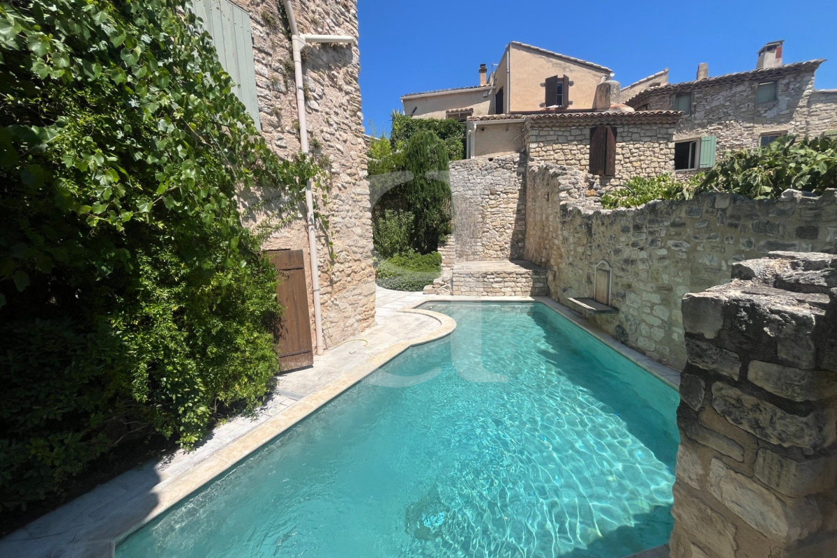 Maison de luxe à vendre à Le Barroux, 990 000 €, Photo 2