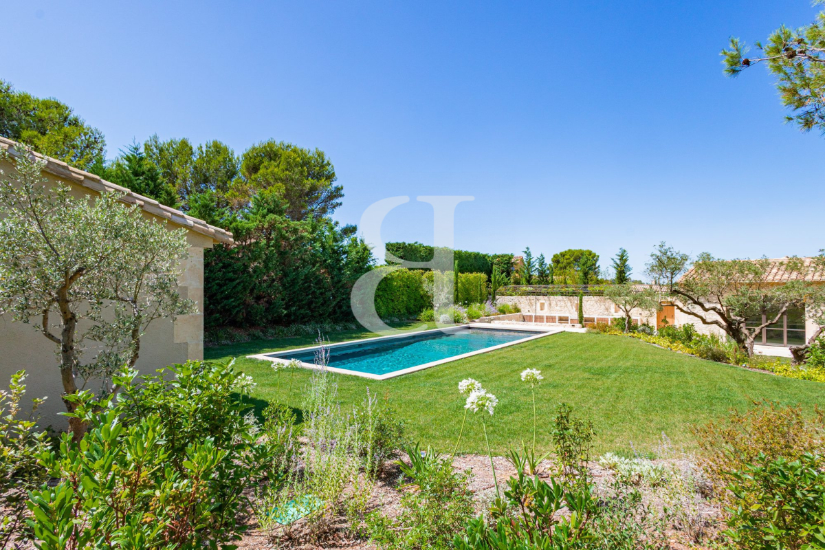 Luxury House for sale in Eygalières, 4 990 000 €, Photo 2