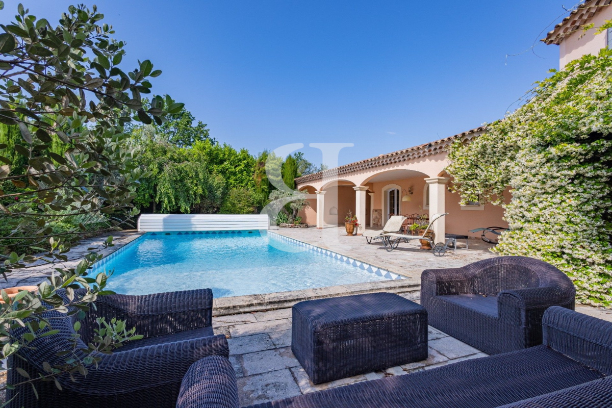 Maison de luxe à vendre à Vaison-la-Romaine, 695 000 €, Photo 2