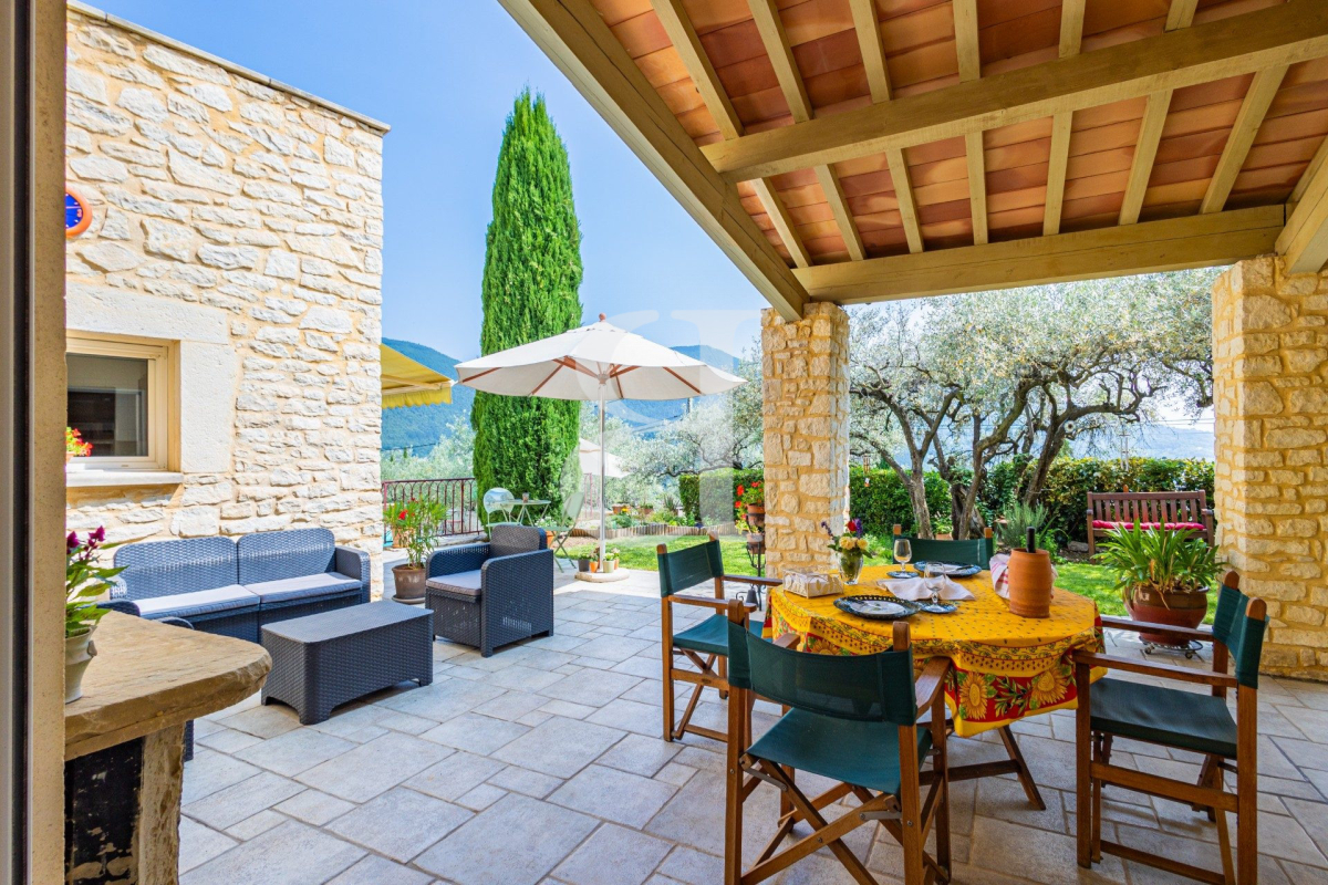 Luxury House for sale in Nyons, 890 000 €, Photo 4