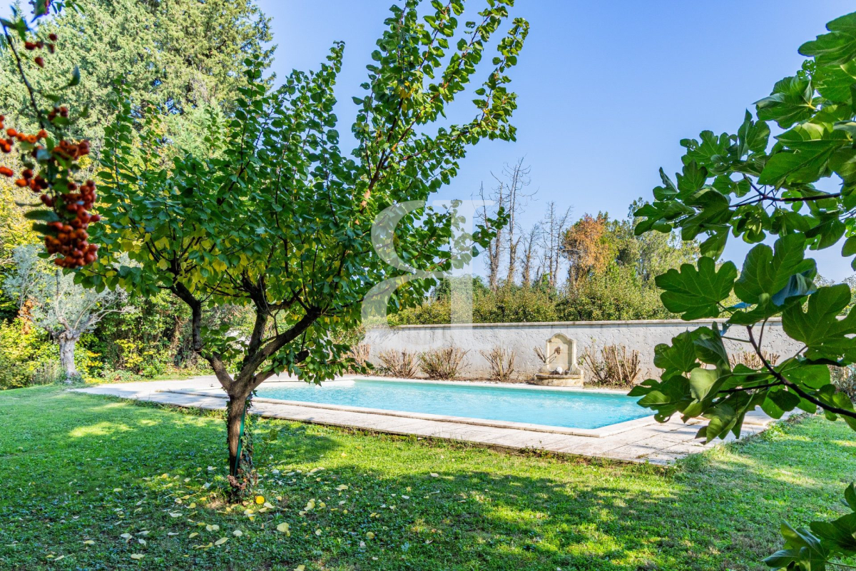 Maison de luxe à vendre à Eygalières, 1 410 000 €, Photo 4