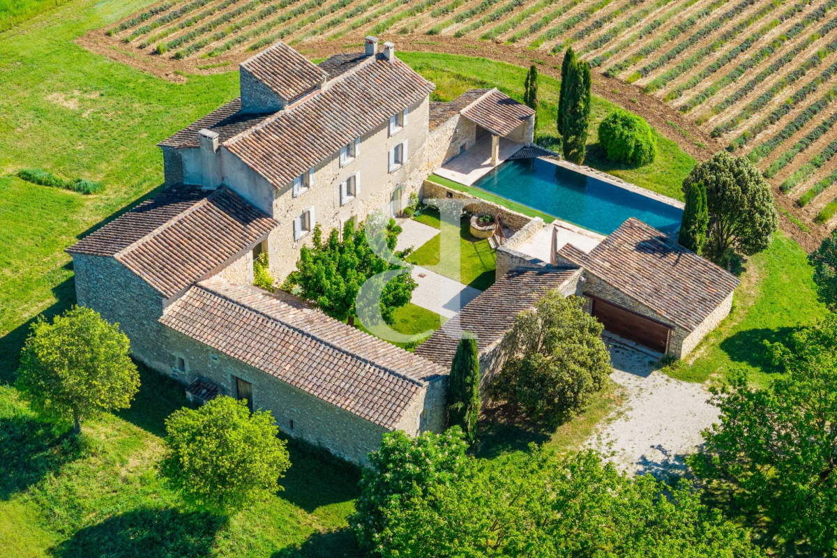 Luxury House for sale in Gordes, 1 855 000 €, Photo 5