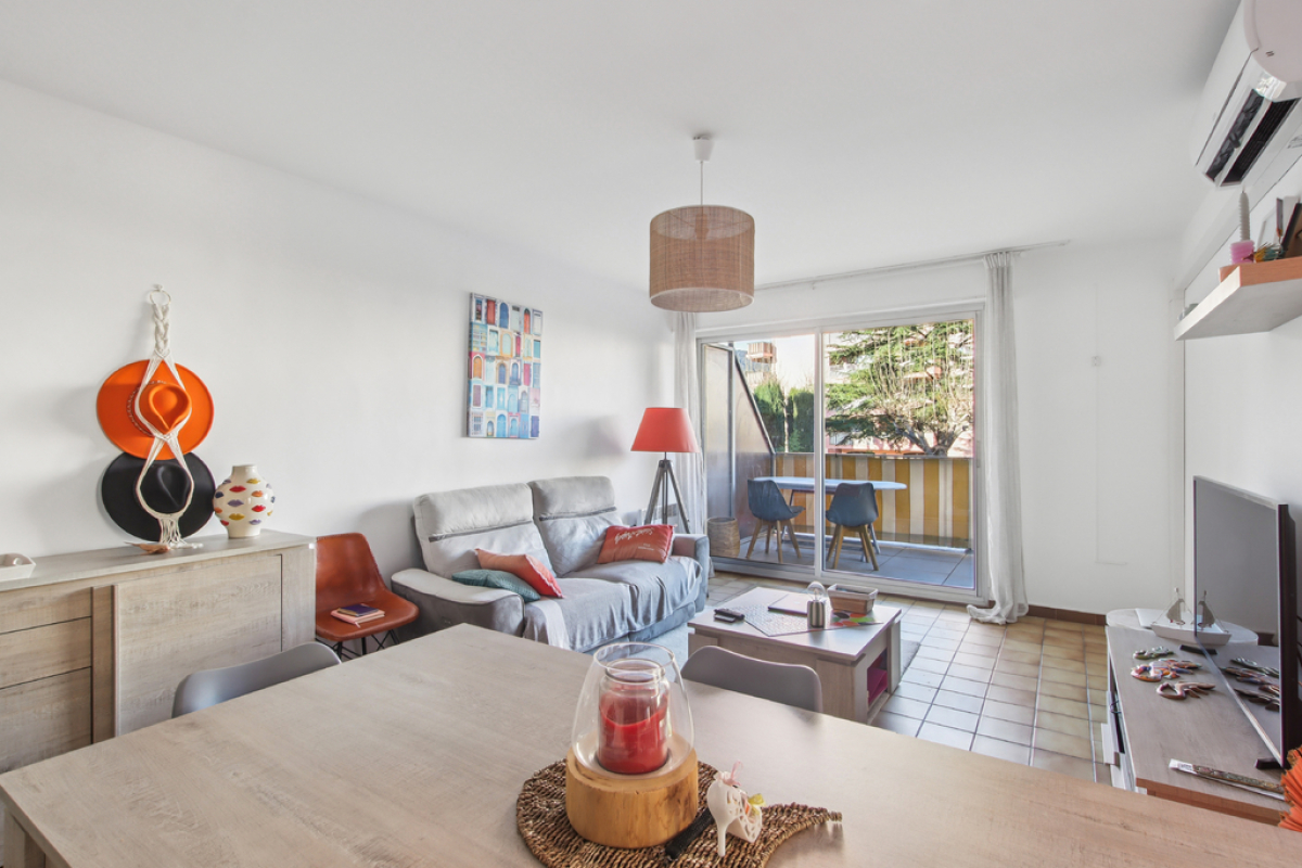 Luxury Apartment for sale in Sainte-Maxime, 295 000 €, Photo 3