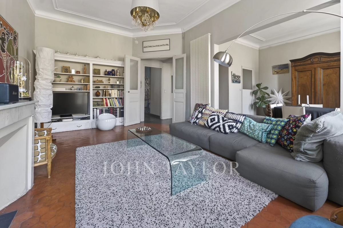 Appartement de luxe à vendre à Marseille 6Ème, 900 000 €, Photo 2