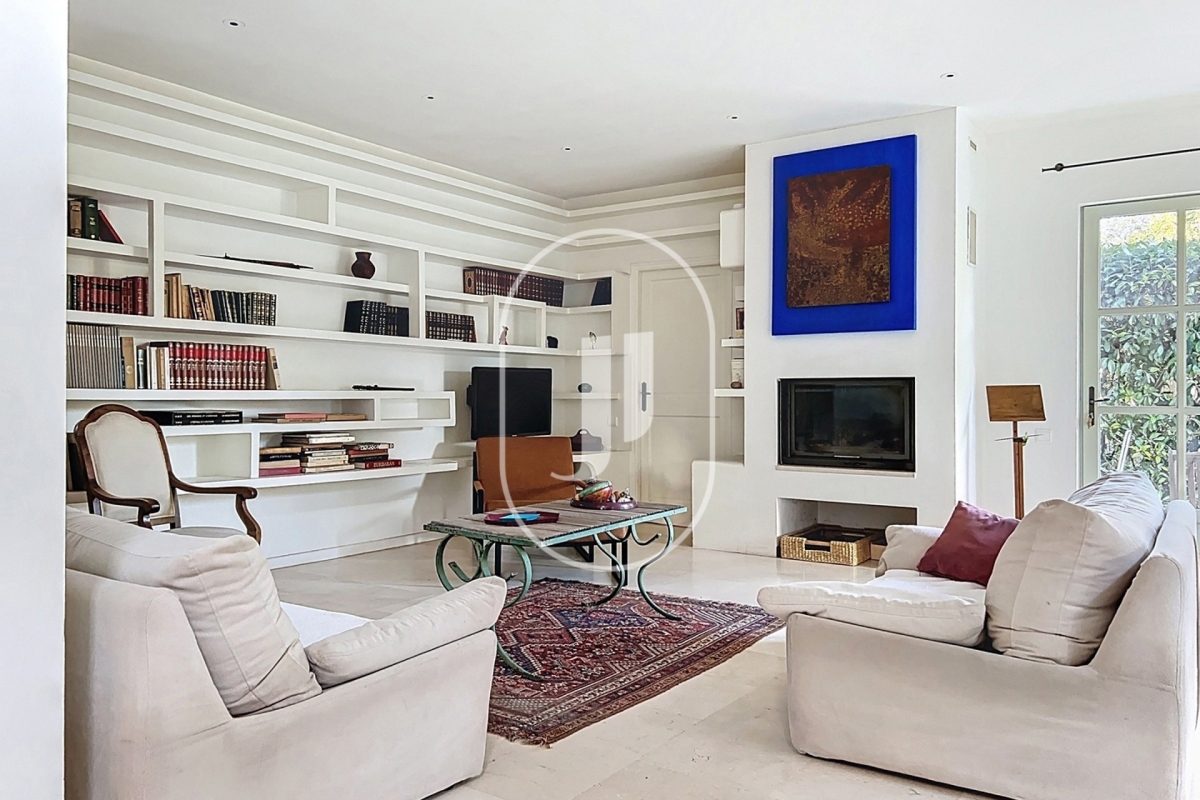 Maison de luxe à vendre à Uzès, 825 000 €, Photo 2